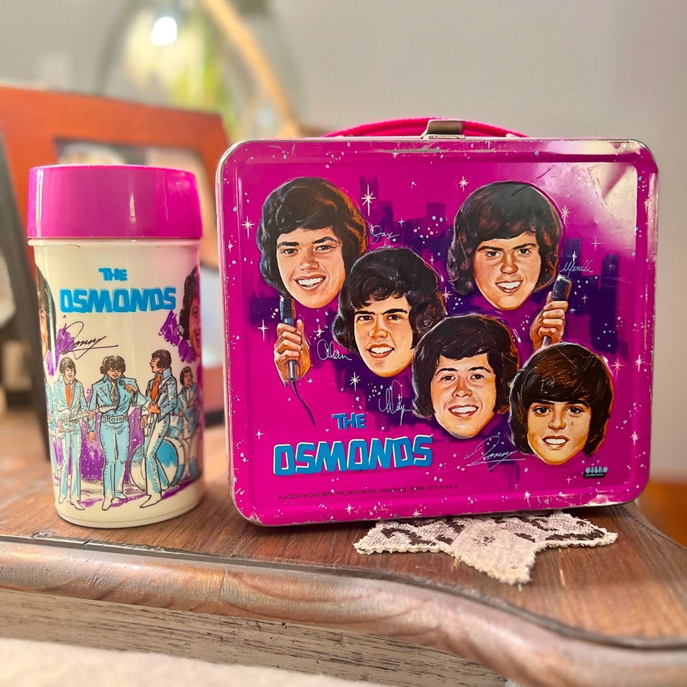 Original 1973 Osmond‘s Aladdin lunchbox and thermos.